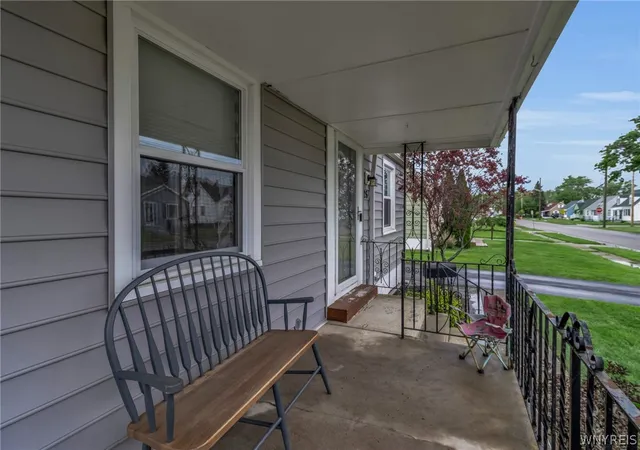 Photo 3 of Sale Pending at 26 Linden St, Buffalo, NY 14206 | MLS# B1683562 | Listing updated on 2026-06-15