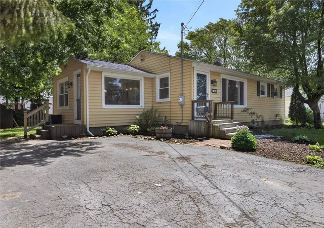 1st image of 40 Henry St, Hilton, NY 14468 | MLS# R1677262