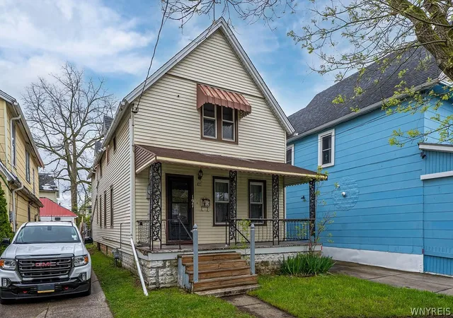 1st image of 197 Condon Ave, Buffalo, NY 14207 | MLS# B1677751