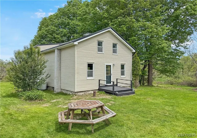 Homes for sale in Attica, NY | 4343 Sage Rd, Attica, NY 14569 | MLS# B1684167