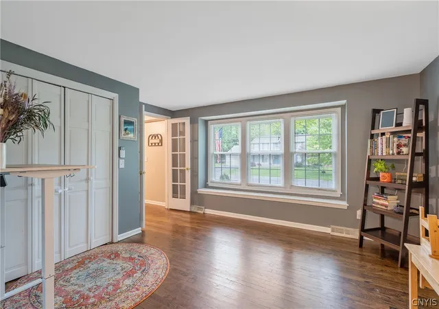 5th image of 3201 Reston Dr, Lysander, NY 13027 | MLS# S1683713