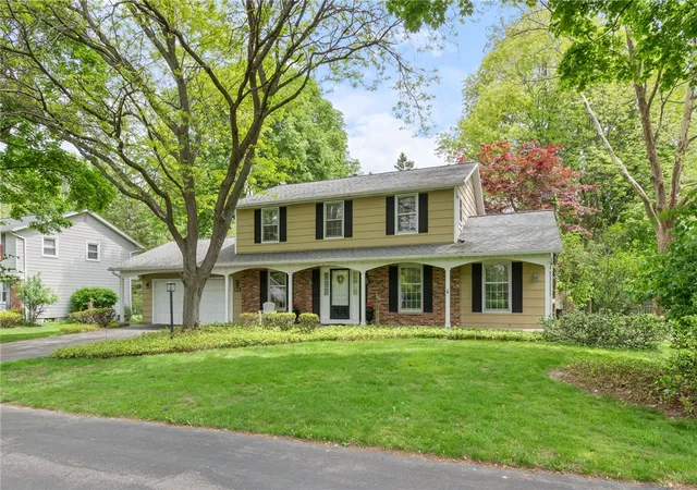 Homes for sale in Penfield, NY | 122 Jackson Road Ext, Penfield, NY 14526 | MLS# R1682915