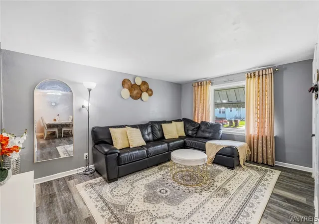 Photo 4 of Sale Pending at 298 Lackawanna Ave, Buffalo, NY 14212 | MLS# B1684555 | Listing updated on 2026-07-19