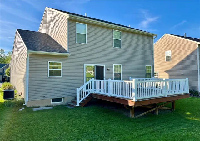 Homes for sale in Henrietta, NY | 69 Coneflower Dr, Henrietta, NY 14586 | MLS# R1684442