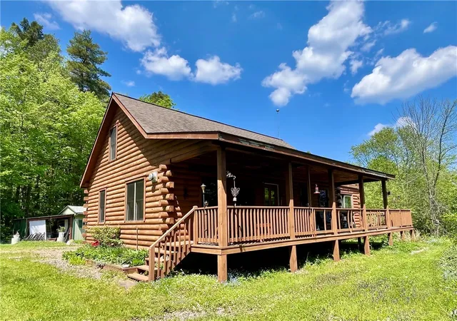 Homes for sale in Huron, NY | 7560 N Huron Rd, Huron, NY 14590 | MLS# R1681332