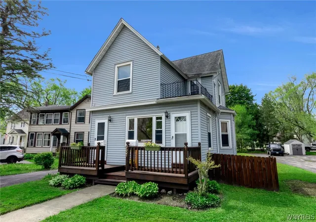 1st image of 5657 Broadway St, Lancaster, NY 14086 | MLS# B1682070