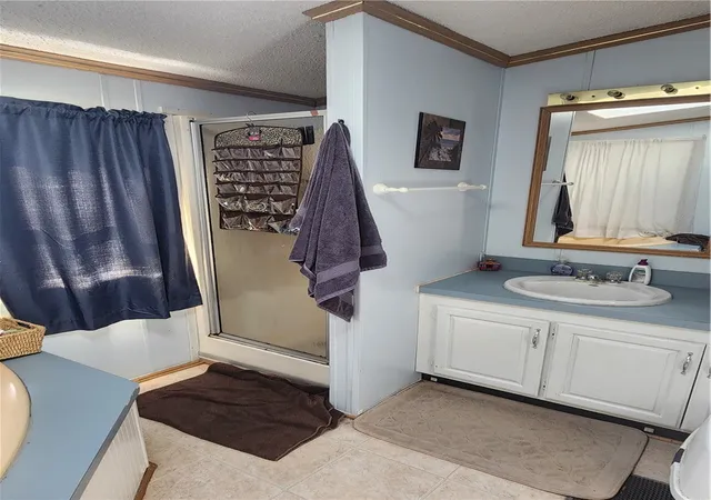 7th image of 16 Meadowlark Dr, Avon, NY 14414 | MLS# R1683764