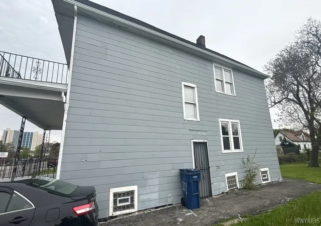 Homes for sale in Buffalo, NY | 211 Grider St, Buffalo, NY 14215 | MLS# B1684117