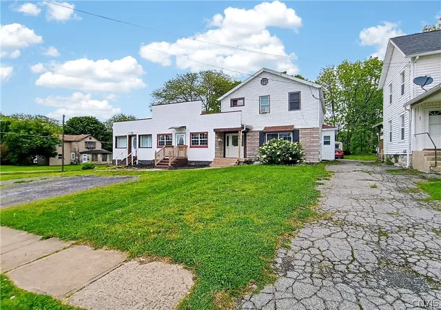 Homes for sale in Auburn, NY | 193 Cottage St, Auburn, NY 13021 | MLS# S1683476