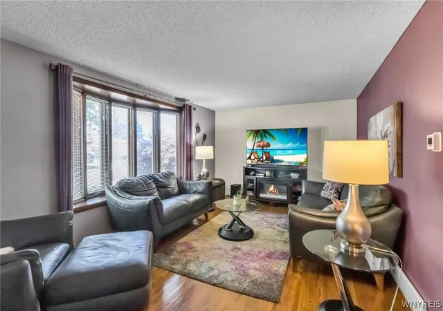 Photo 3 of Sale Pending at 49 Mayberry Dr E, Buffalo, NY 14227 | MLS# B1684384 | Listing updated on 2026-06-04