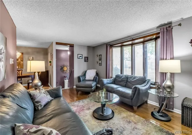 Photo 4 of Sale Pending at 49 Mayberry Dr E, Buffalo, NY 14227 | MLS# B1684384 | Listing updated on 2026-06-04