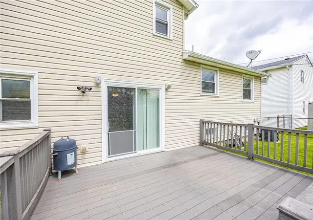 Homes for sale in Gates, NY | 23 Morningstar Dr, Gates, NY 14606 | MLS# R1683996