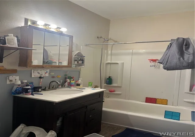 Listing Photo 4 - Condo for sale in building located at 65 Woodside Ave, Buffalo, NY 14220