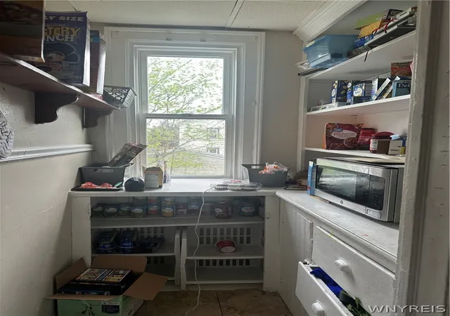 Listing Photo 5 - Condo for sale in building located at 65 Woodside Ave, Buffalo, NY 14220