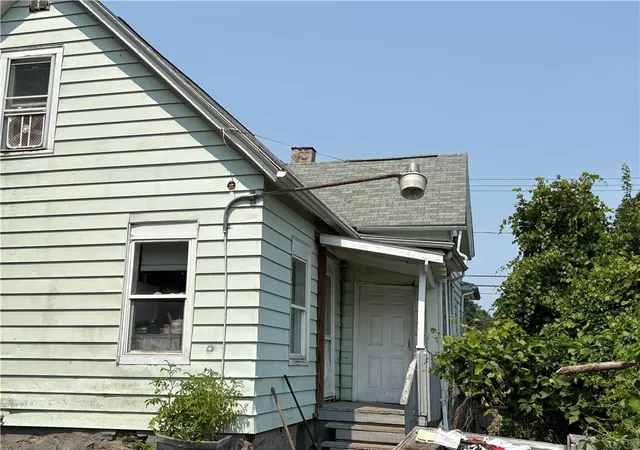 36th image of 79 Scrantom St, Rochester, NY 14605 | MLS# R1680233