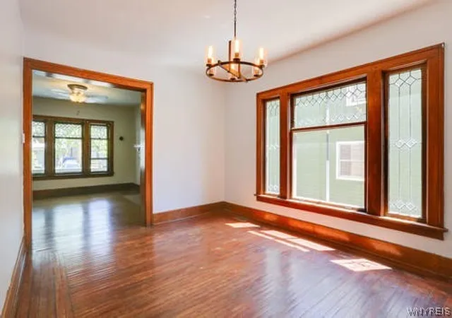 5th image of 728 Prospect Ave, Buffalo, NY 14213 | MLS# B1684272