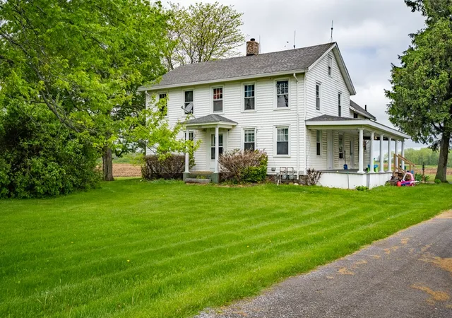 2nd image of 1775 Genesee St, Piffard, NY 14533 | MLS# R1683747