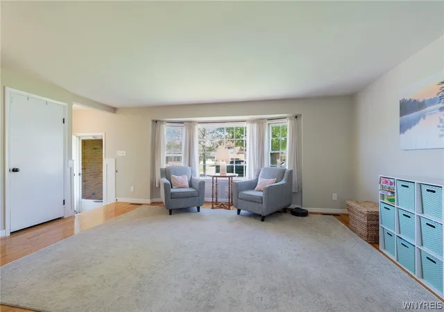 Homes for sale in Amherst, NY | 20 Evanshire Ln, Amherst, NY 14221 | MLS# B1684755