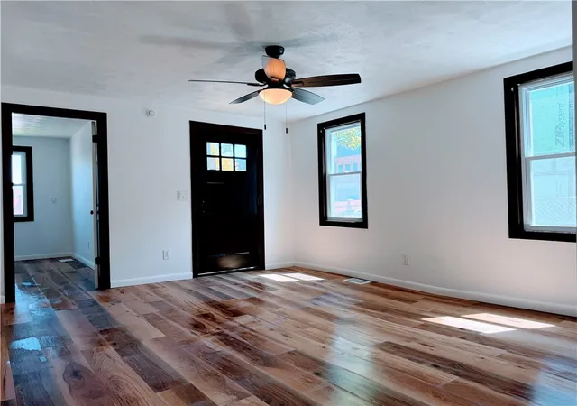 Homes for sale in Rochester, NY | 29 Chamberlain St, Rochester, NY 14609 | MLS# R1684579