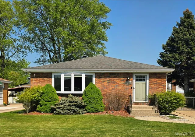 Homes for sale in West Seneca, NY | 223 Collins Ave, West Seneca, NY 14224 | MLS# B1681879