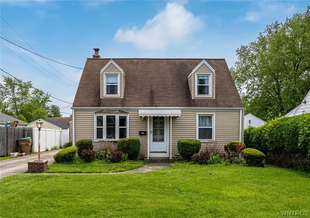 Homes for sale in Cheektowaga, NY | 235 Yeager Dr, Cheektowaga, NY 14225 | MLS# B1684530