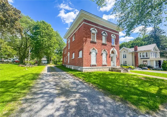 Homes for sale in Auburn, NY | 10 Nelson St, Auburn, NY 13021 | MLS# S1682940