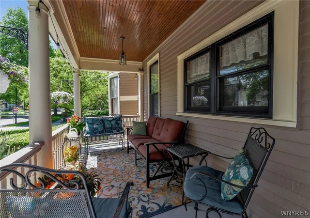 Homes for sale in Buffalo, NY | 482 Linwood Ave, Buffalo, NY 14209 | MLS# B1681279