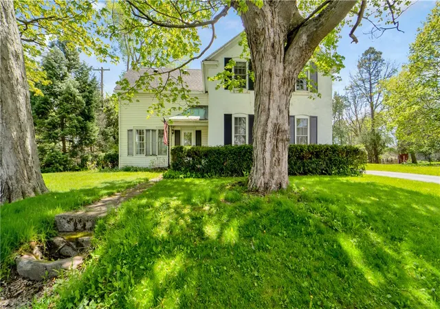 1st image of 150 William Kidder Rd, Lancaster, NY 14086 | MLS# R1679632