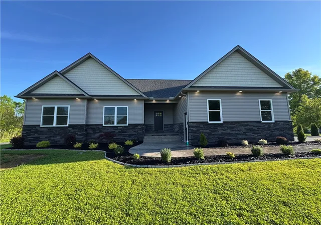 4th image of 66 Parma Center Rd, Hilton, NY 14468 | MLS# R1684864