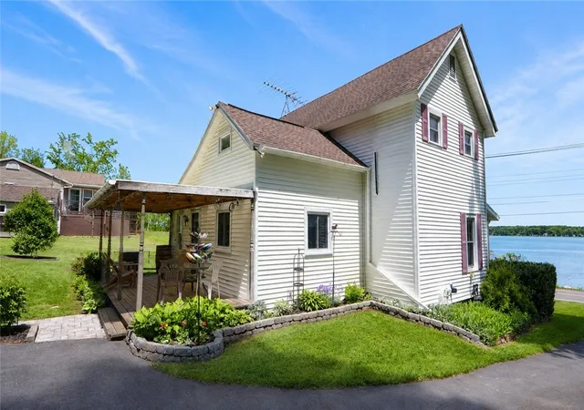 Homes for sale in Seneca Falls, NY | 2448 Lower Lake Rd, Seneca Falls, NY 13148 | MLS# R1684264