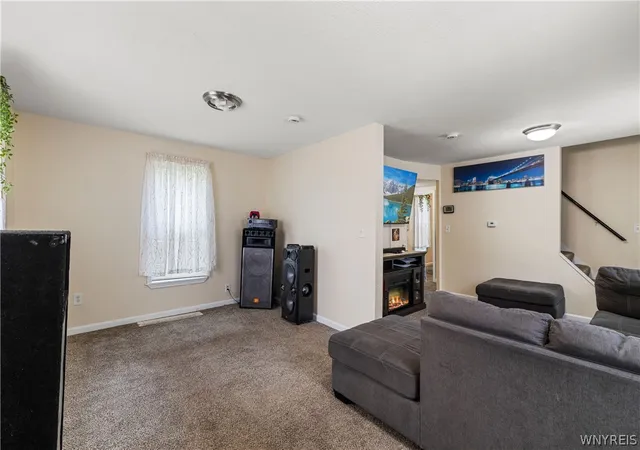 5th image of 226 Grand St, Lockport City, NY 14094 | MLS# B1684661