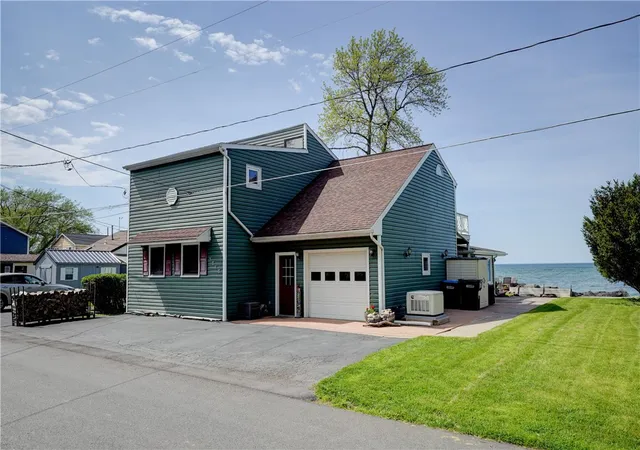 Homes for sale in Hamlin, NY | 5848 W Wautoma Beach Rd, Hamlin, NY 14468 | MLS# R1683328