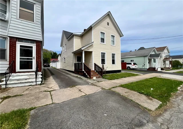 Homes for sale in Utica, NY | 1018 Morris, Utica, NY 13501 | MLS# S1684967