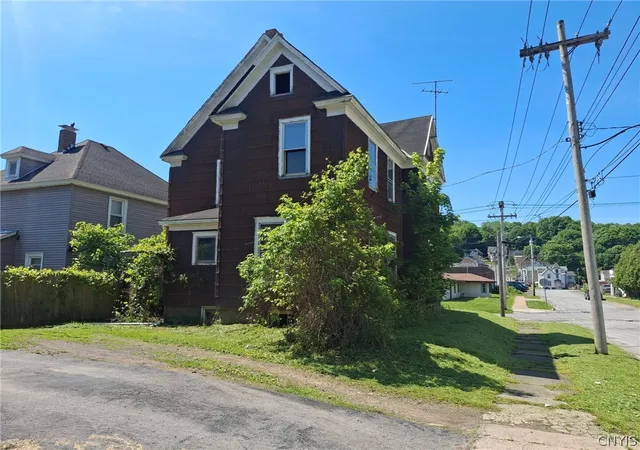 4th image of 189 E Clark St, German Flatts, NY 13357 | MLS# S1684283