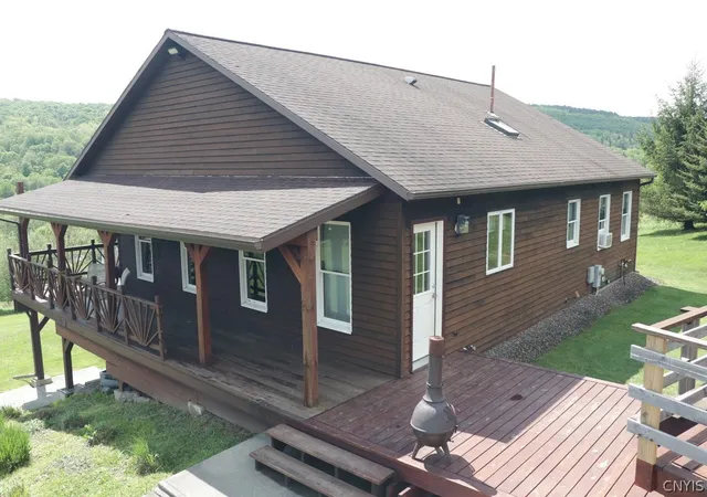 Homes for sale in Truxton, NY | 7207 Kettlebail Rd, Truxton, NY 13159 | MLS# S1684937