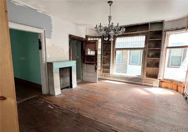 Photo 5 of Sale Pending at 529 Norwood Ave, Buffalo, NY 14222 | MLS# B1683995 | Listing updated on 2026-06-12