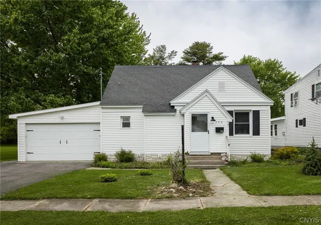 Photo 2 of Single family home for sale at 332 Butterfield Ave, Watertown, NY 13601 | MLS# S1684981 | Listing updated on 2026-07-23