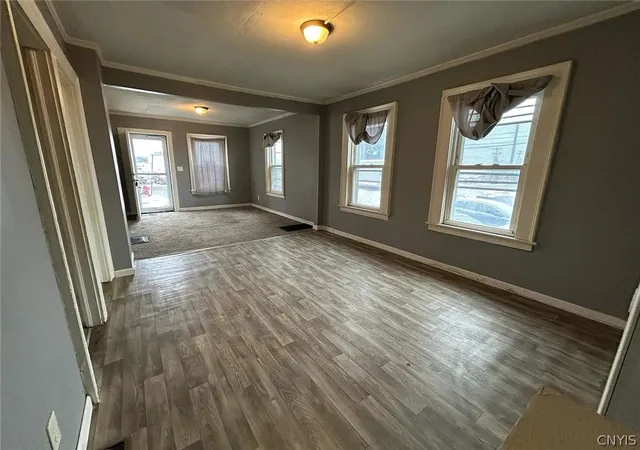 Listing Photo 5 - Condo for sale in building located at 1618 1st N St, Syracuse, NY 13208