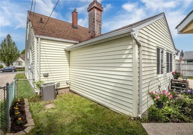 36th image of 258 Dexter, Tonawanda, NY 14150 | MLS# B1684644