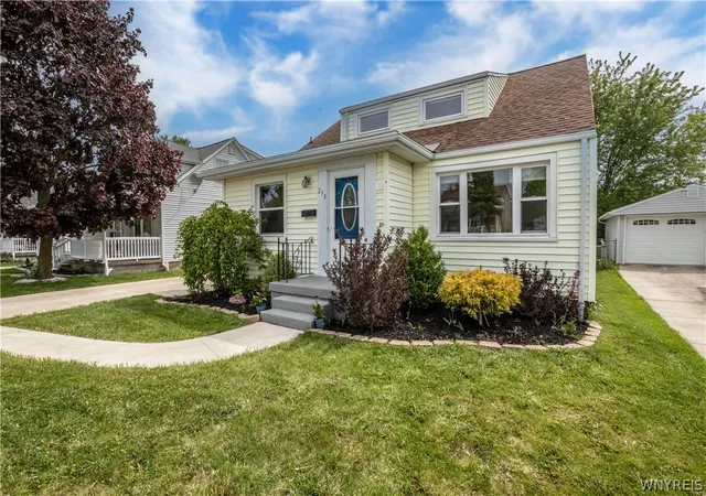 3rd image of 258 Dexter, Tonawanda, NY 14150 | MLS# B1684644