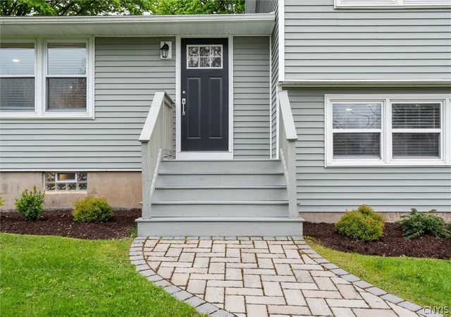 Photo 2 of Sale Pending at 36 Elm Hl Way, Camillus, NY 13031 | MLS# S1684995 | Listing updated on 2026-07-30