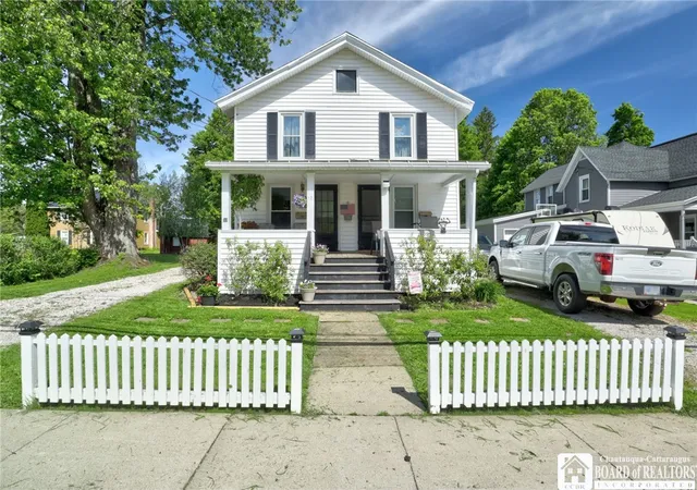 1st image of 10 E Evans St, Chautauqua, NY 14757 | MLS# R1682967