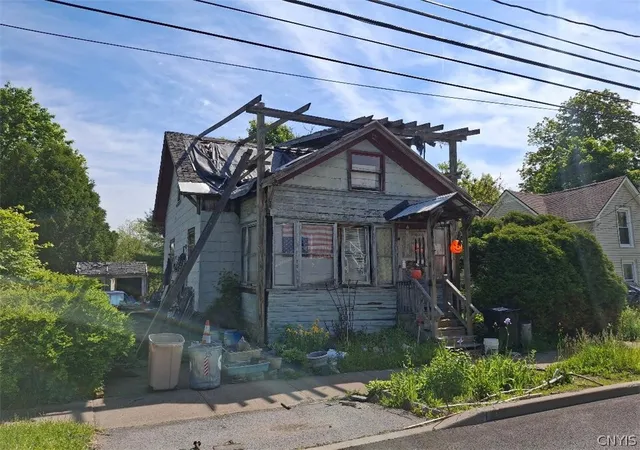 Homes for sale in Frankfort, NY | 240 W Main St, Frankfort, NY 13340 | MLS# S1684905