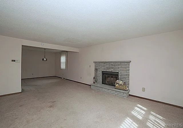 Homes for sale in West Seneca, NY | 57 Wimbledon Ln, West Seneca, NY 14224 | MLS# B1684777