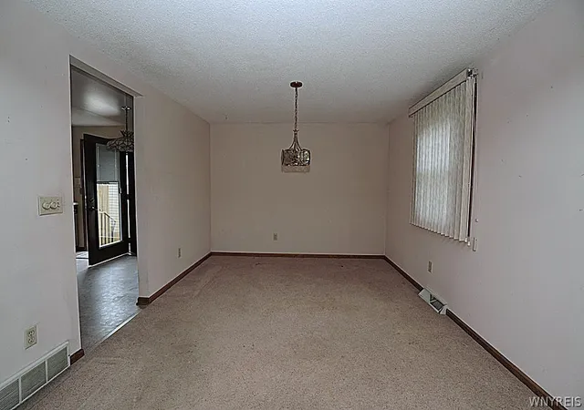 Homes for sale in West Seneca, NY | 57 Wimbledon Ln, West Seneca, NY 14224 | MLS# B1684777