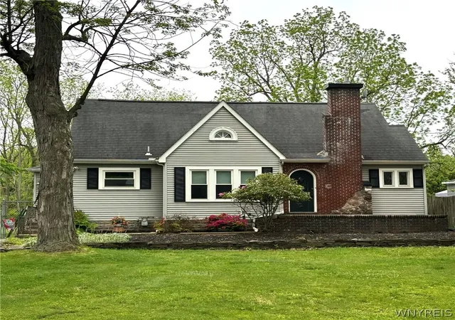 1st image of 4540 Harris Hill Rd, Buffalo, NY 14221 | MLS# B1685089