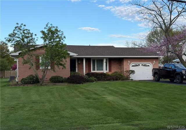 1st image of 7227 Nickett Dr, Wheatfield, NY 14120 | MLS# B1685108