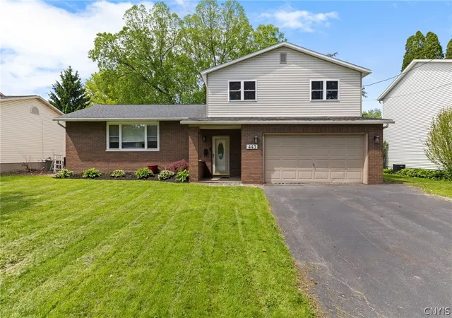 1st image of 443 Jewell Dr, Salina, NY 13088 | MLS# S1684754