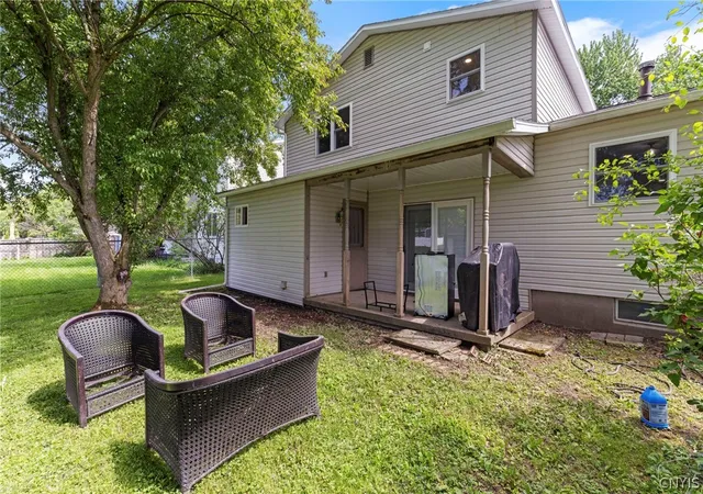 43rd image of 443 Jewell Dr, Salina, NY 13088 | MLS# S1684754