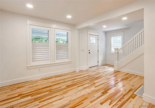 Photo 3 of Single family home for sale at 50 Rinewalt St, Buffalo, NY 14221 | MLS# B1685118 | Listing updated on 2026-07-25